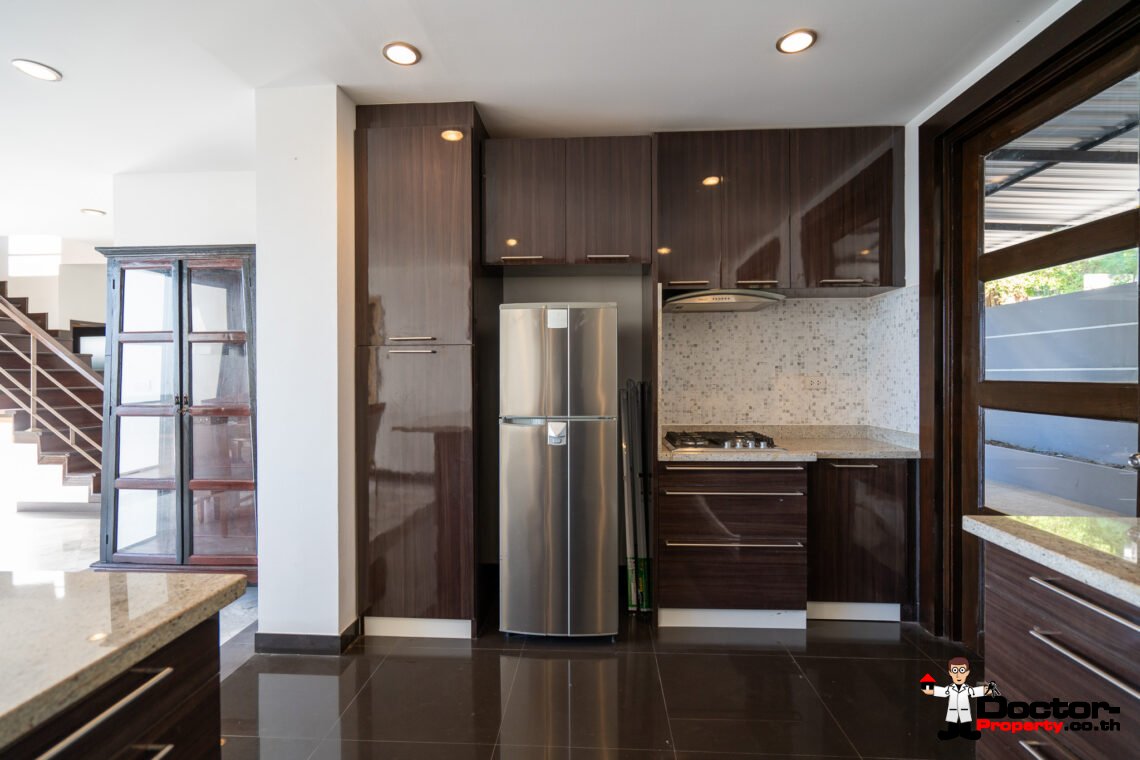 5 Bedroom Seaview Pool Villa in Bang Por, Koh Samui – For Sale